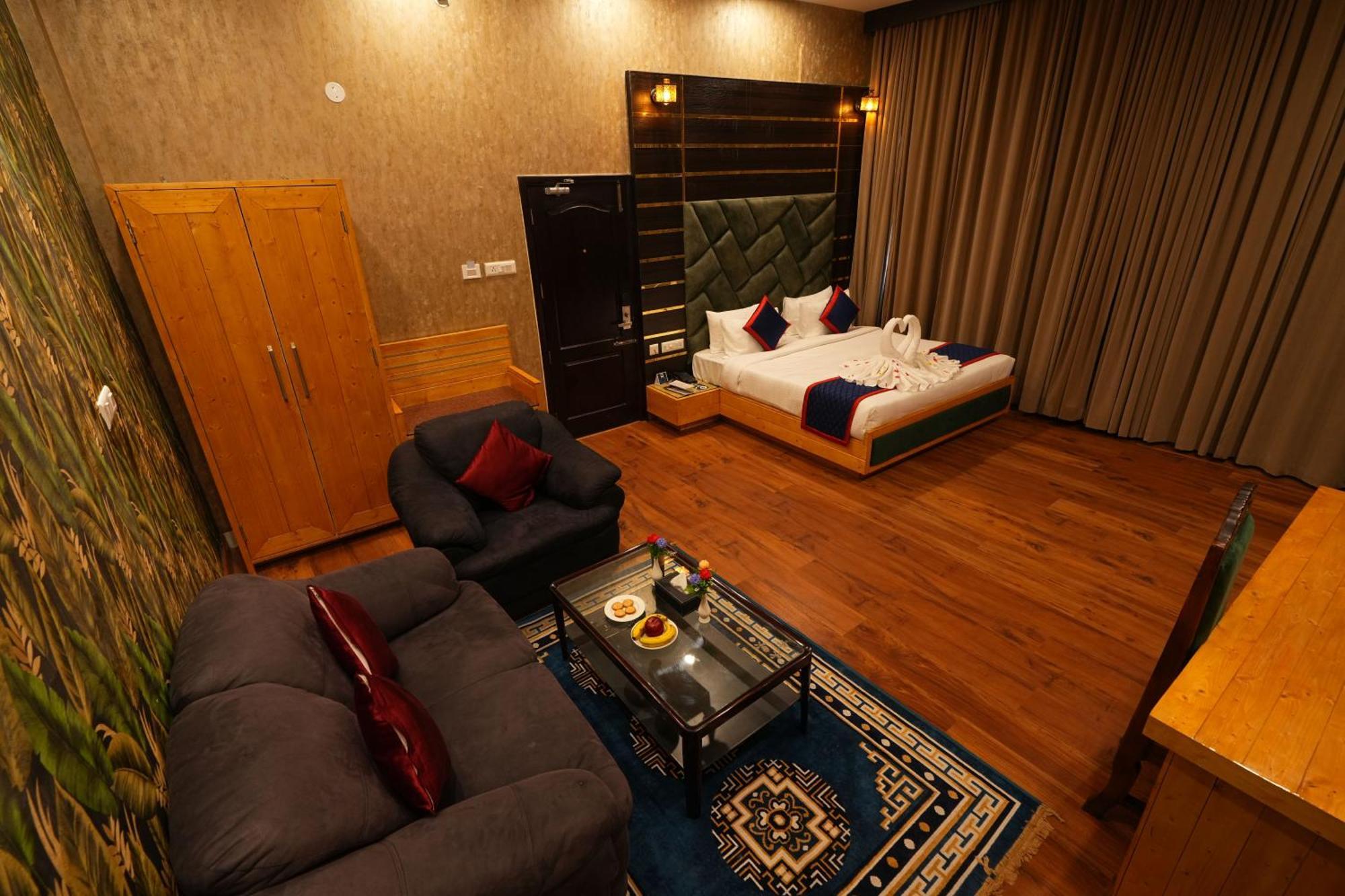 Zip By Spree Hotels Bella Heights Mcleodganj Dharamshala Esterno foto